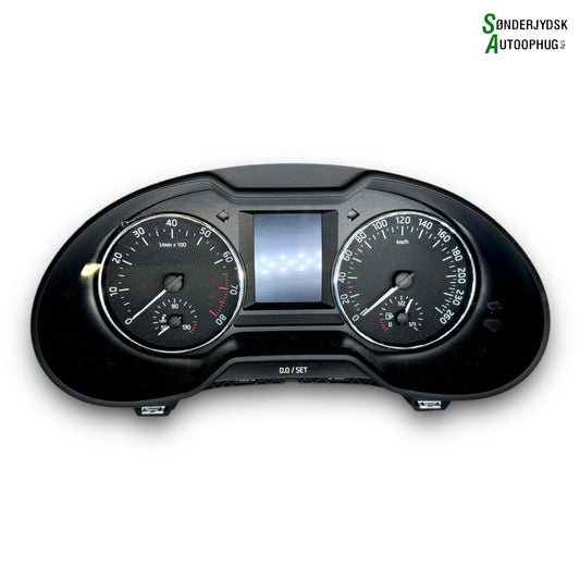 Skoda Octavia Speedometer - Instrument Med OEM Nr. 5E0920871B Fra Skoda Ophugger