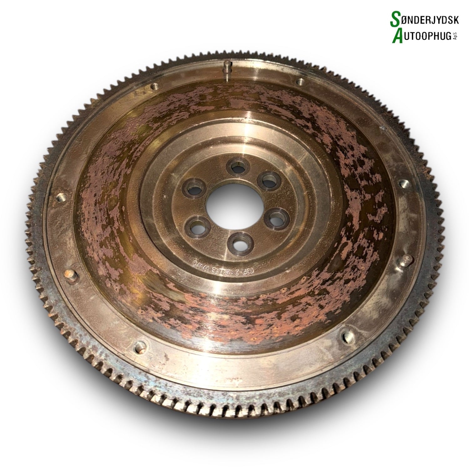 Skoda Octavia Svinghjul Med OEM Nr. 03F105273 Fra Skoda Ophugger
