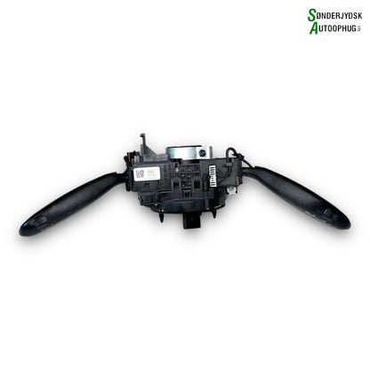 VW Polo 6R Kontakt Combi Med OEM Nr. 6R0953521C Fra VW Ophugger