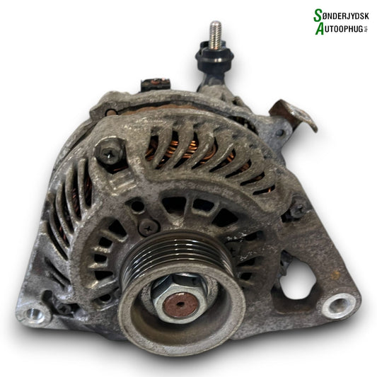 Mazda 2 DE Generator Med OEM Nr. A2TG1391 Fra Mazda Ophugger