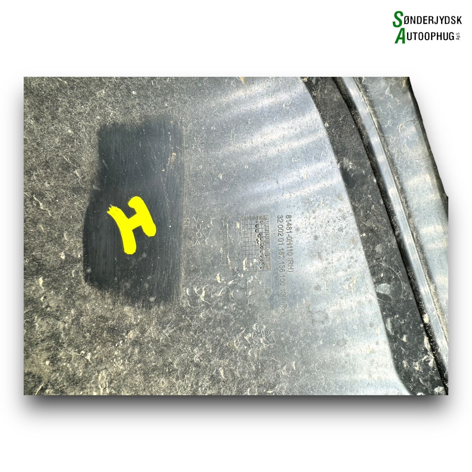 Peugeot 108 Kofangergitter Med OEM Nr. 814810H110 Fra Peugeot Ophugger