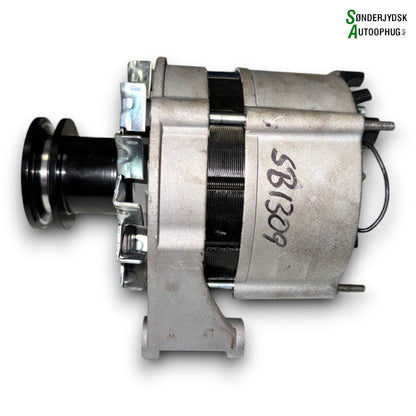 VW Golf 2 Generator Med OEM Nr. 026903015EX Fra VW Ophugger