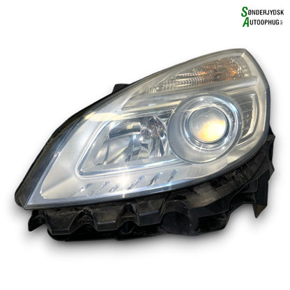 Renault Megane Scenic 2 Forlygte Med OEM Nr. 260105359R Fra Renault Ophugger