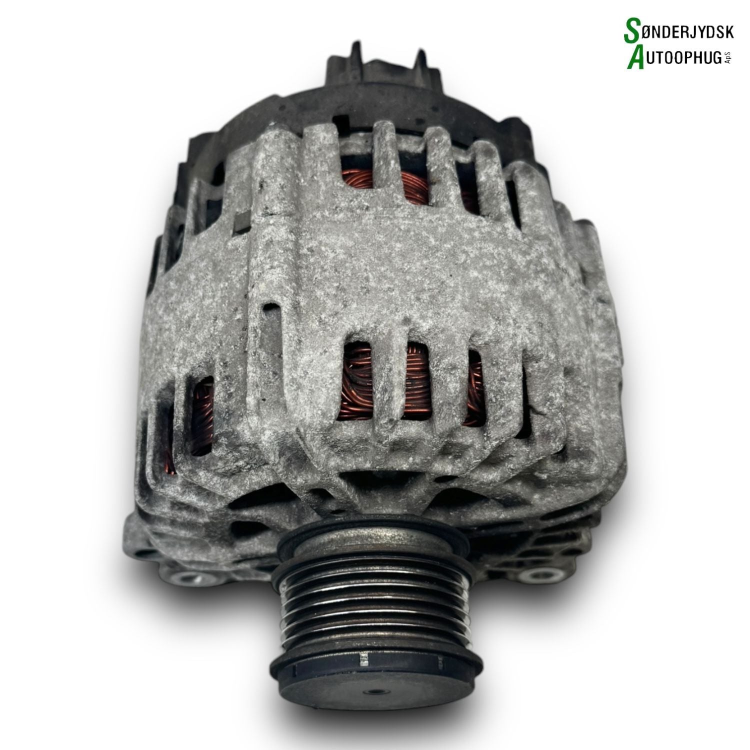 VW Polo 6R Generator Med OEM Nr. 03L903023A Fra VW Ophugger