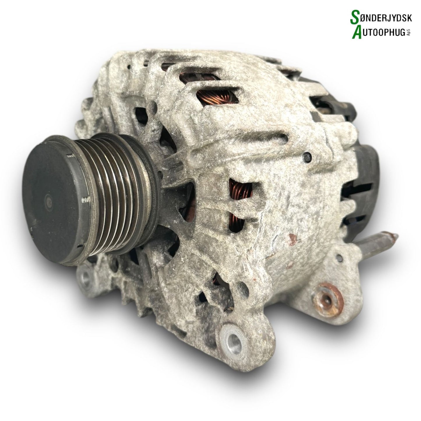 VW Polo 6R Generator Med OEM Nr. 03L903023A Fra VW Ophugger