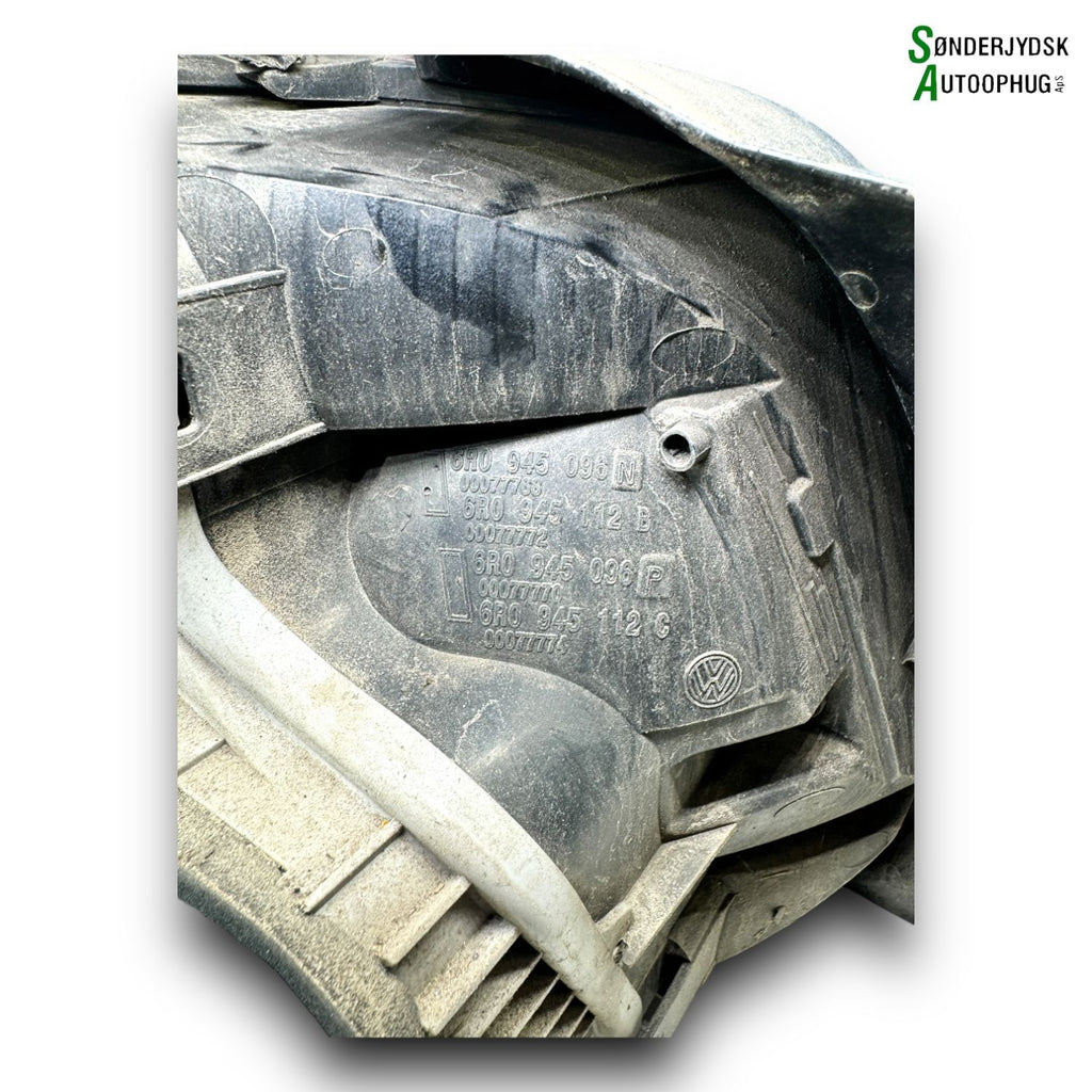 VW Polo 6R Baglygte Med OEM Nr. 6R0945096N Fra VW Ophugger