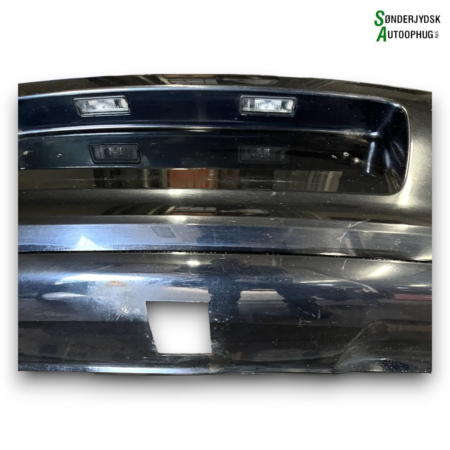 VW Polo 6R Bagkofanger Med OEM Nr. 6R6807421BK Fra VW Ophugger