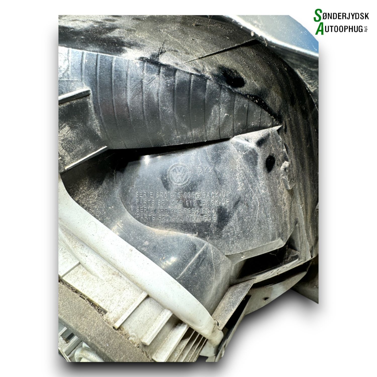 VW Polo 6R Baglygte Med OEM Nr. 6R0945112A Fra VW Ophugger