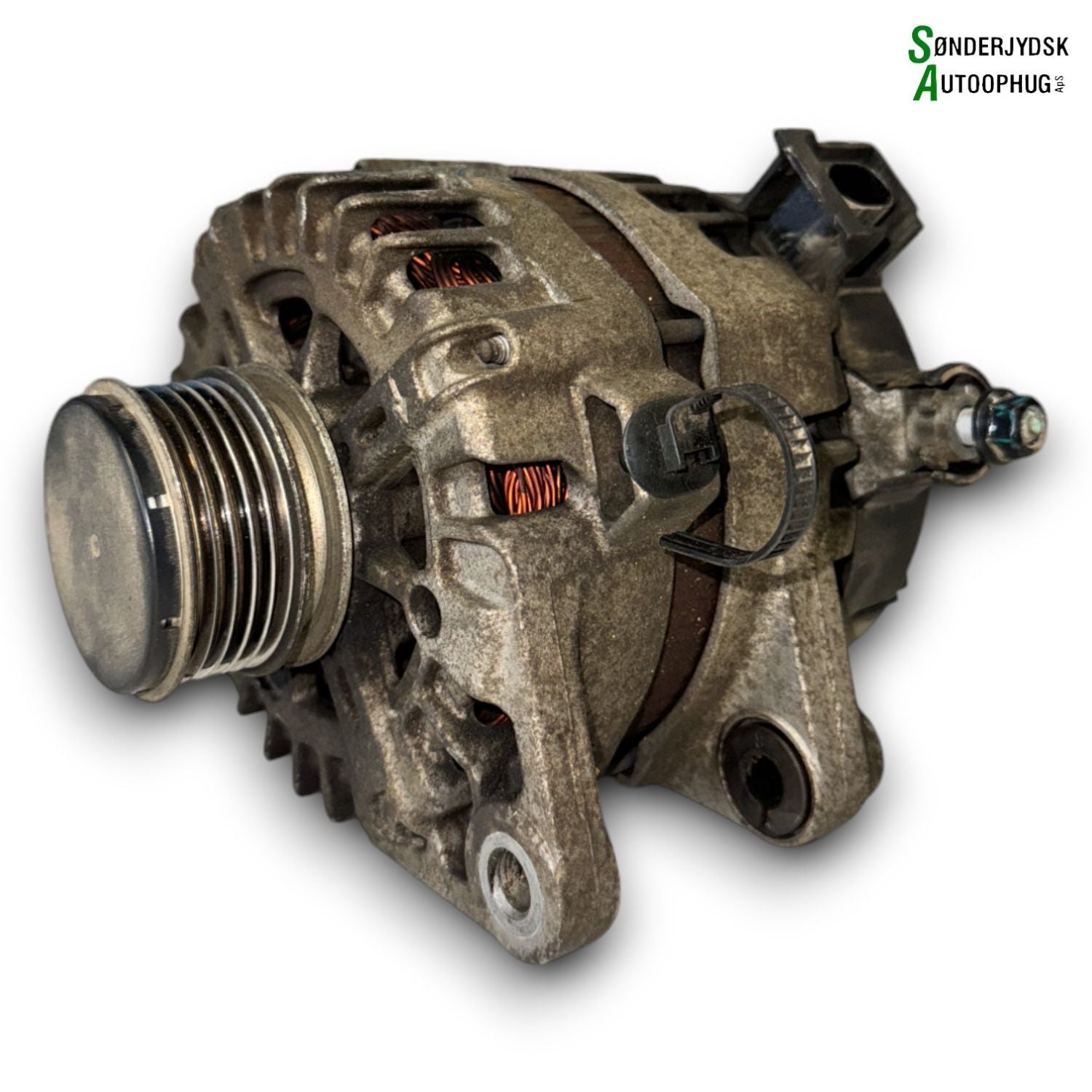 Kia Rio UB Generator Med OEM Nr. 373002A950 Fra Kia Ophugger