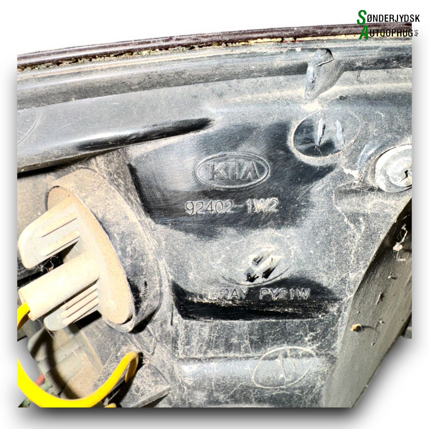 Kia Rio Ub Baglygte Med OEM Nr. 924021W210 Fra Kia Ophugger