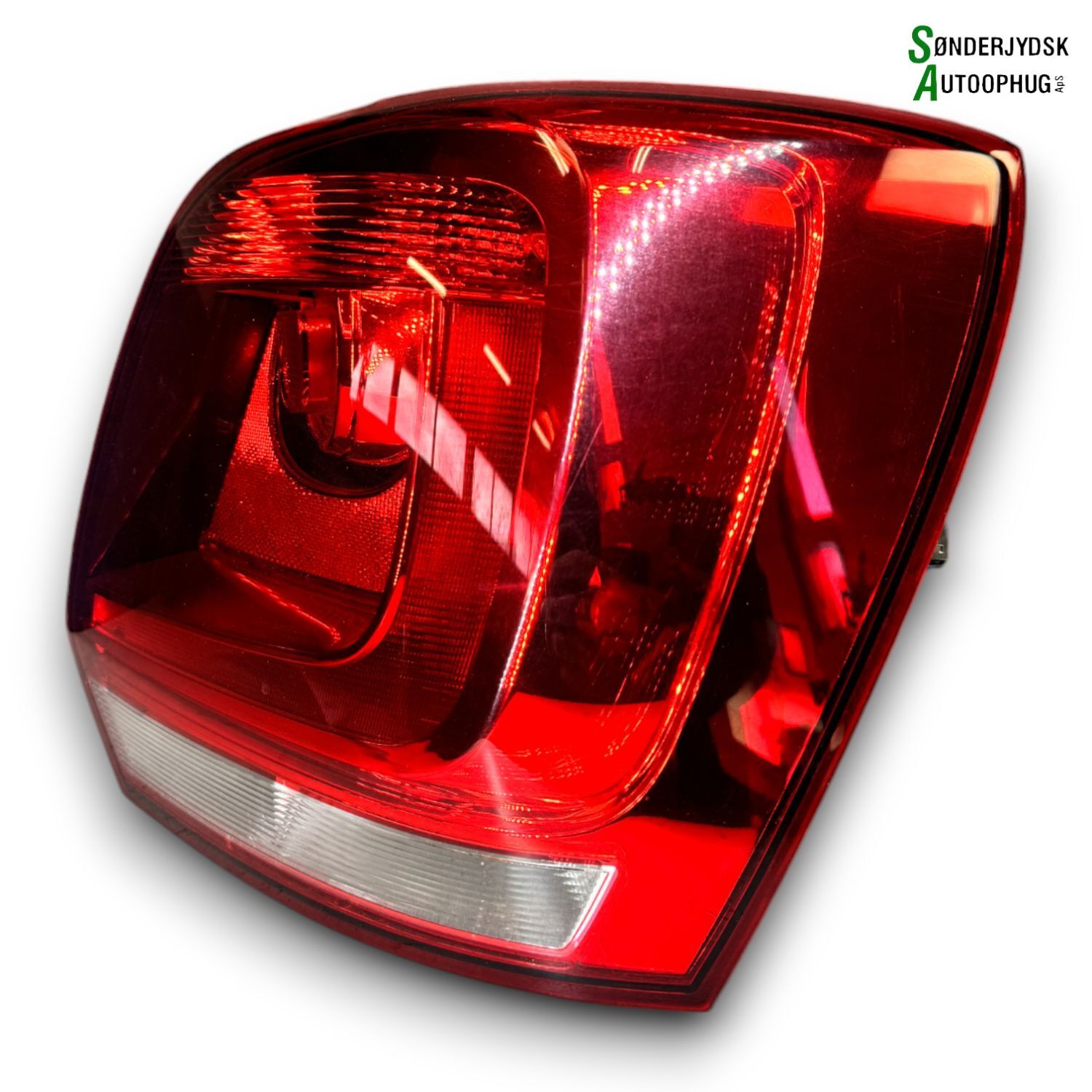 VW Polo 6R Baglygte Med OEM Nr. 6R0945112 Fra VW Ophugger
