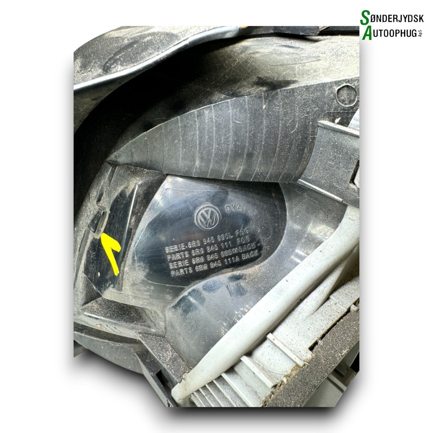 VW Polo 6R Baglygte Med OEM Nr. 6R0945095L Fra VW Ophugger