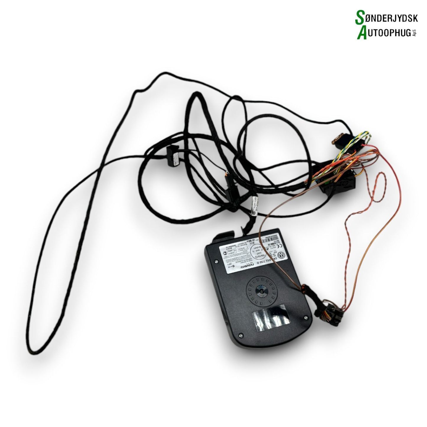 VW Polo 6R Radio Div. Tilbehør Med OEM Nr. 1K8051730D Fra VW Ophugger