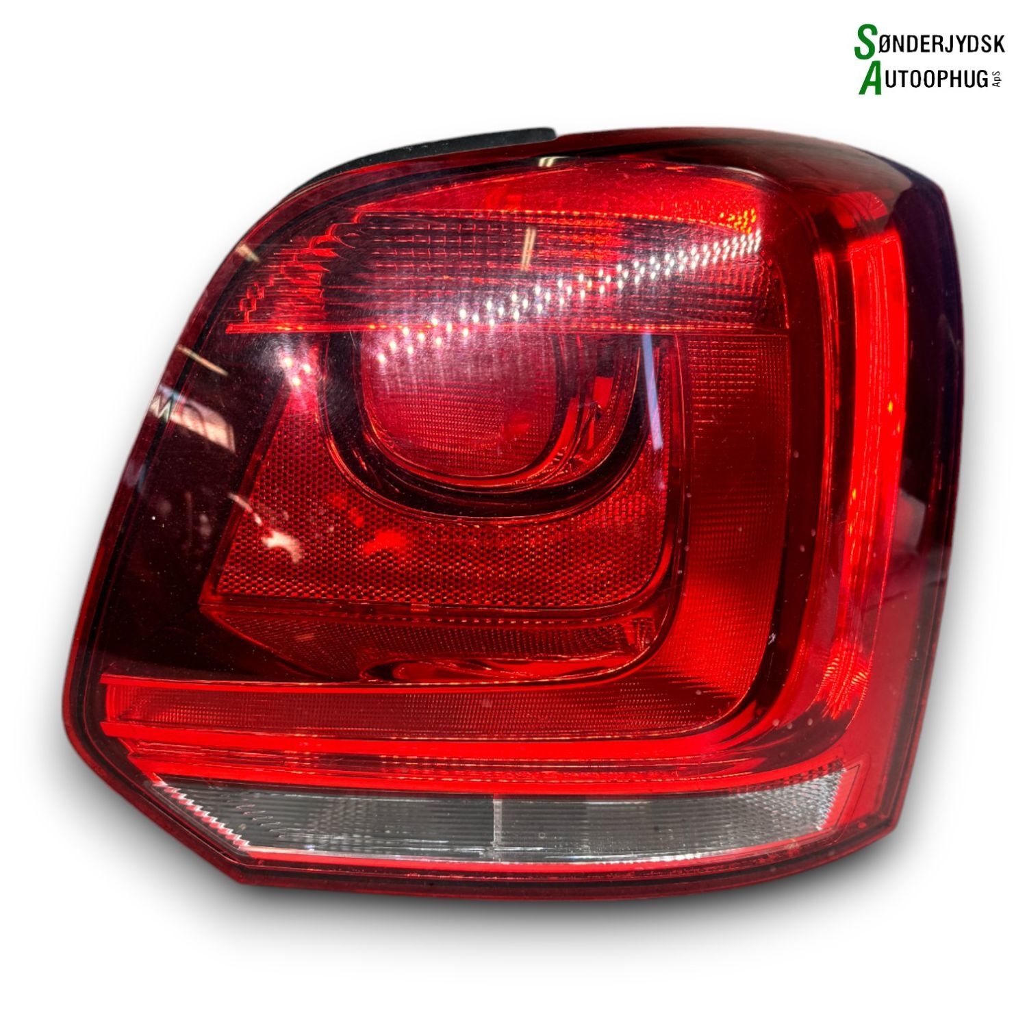 VW Polo 6R Baglygte Med OEM Nr. 6R0945112 Fra VW Ophugger