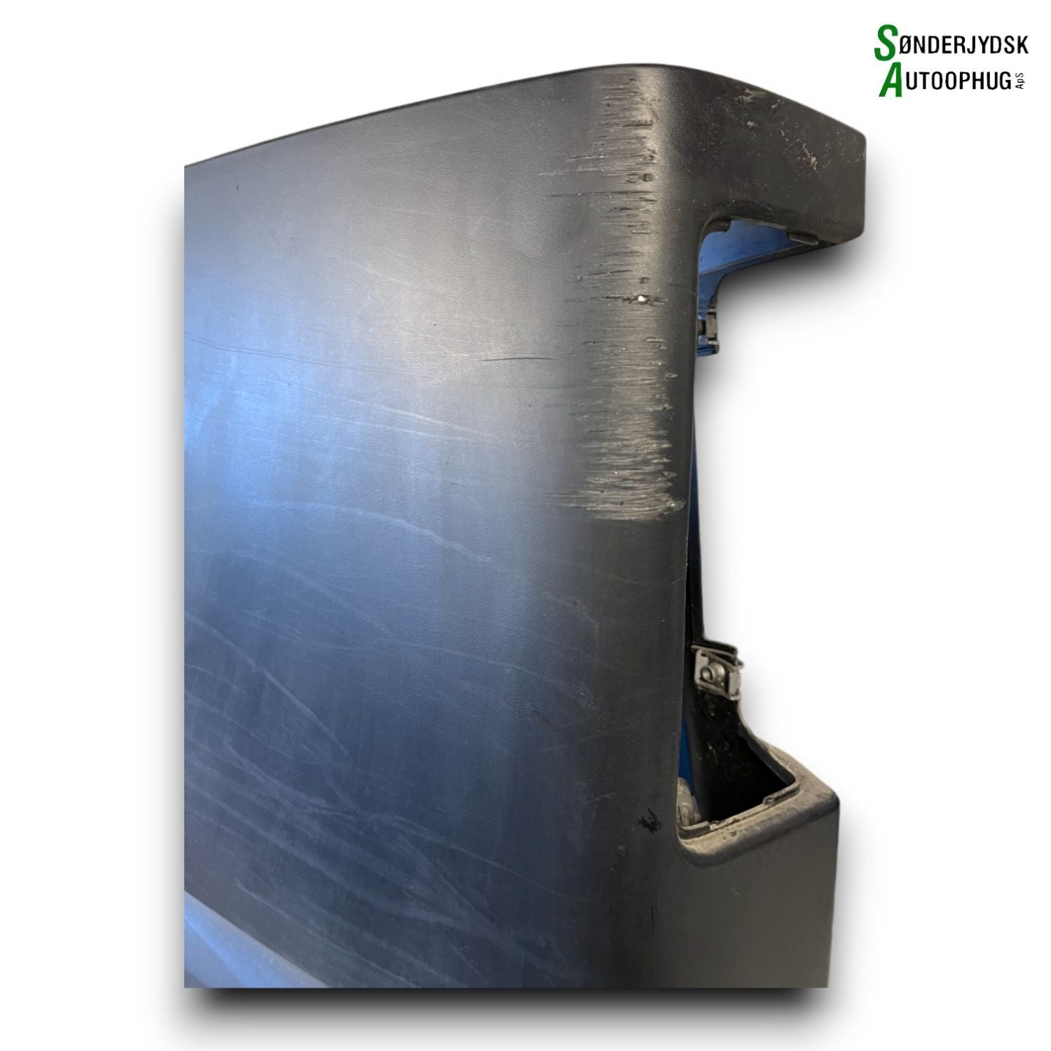 Renault Trafic 3 Kofangerhjørne Med OEM Nr. 850172697R Fra Renault Ophugger