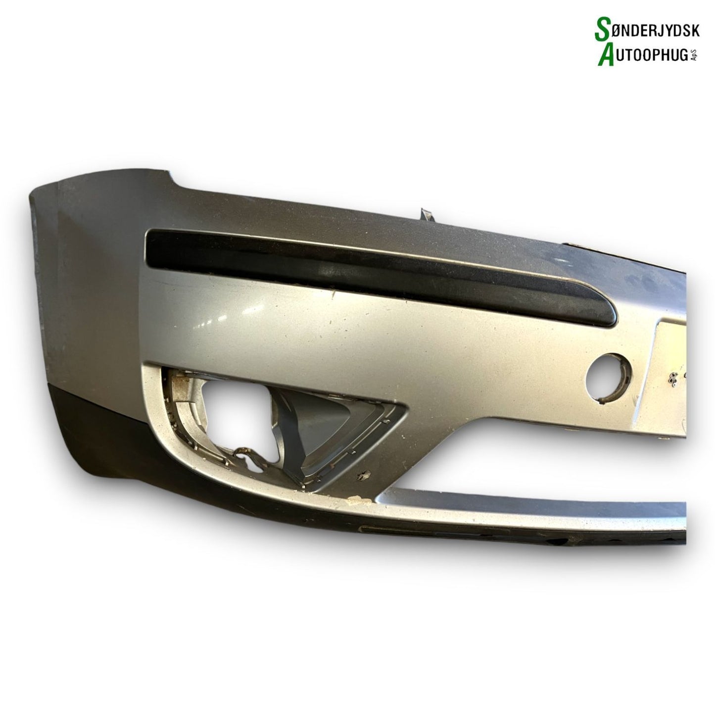 Ford Mondeo 3 Forkofanger Med OEM Nr. 1322638 Fra Ford Ophugger