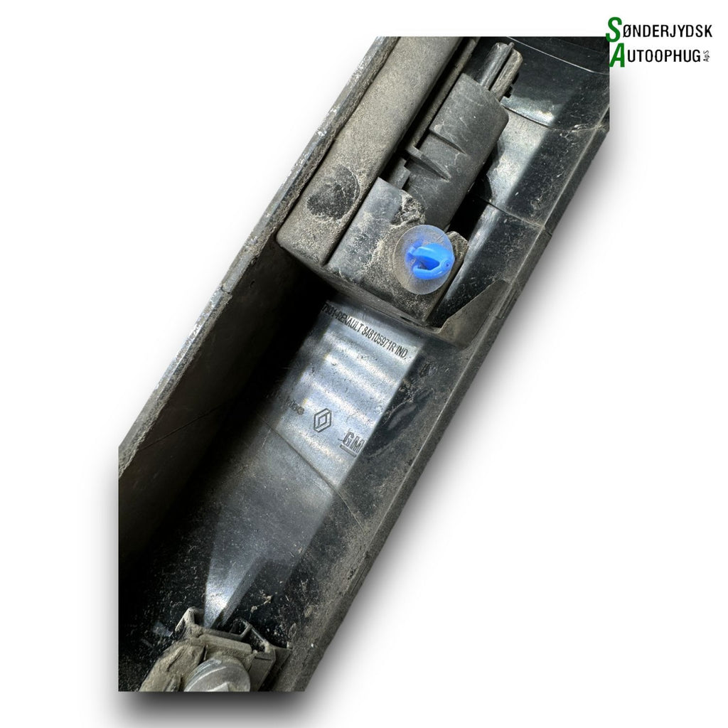 Renault Trafic 3 Nummerpladelygte Med OEM Nr. 8200480127 Fra Renault Ophugger