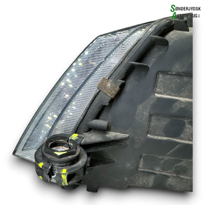 Skoda Octavia Forlygte Med OEM Nr. 5E1941016 Fra Skoda Ophugger