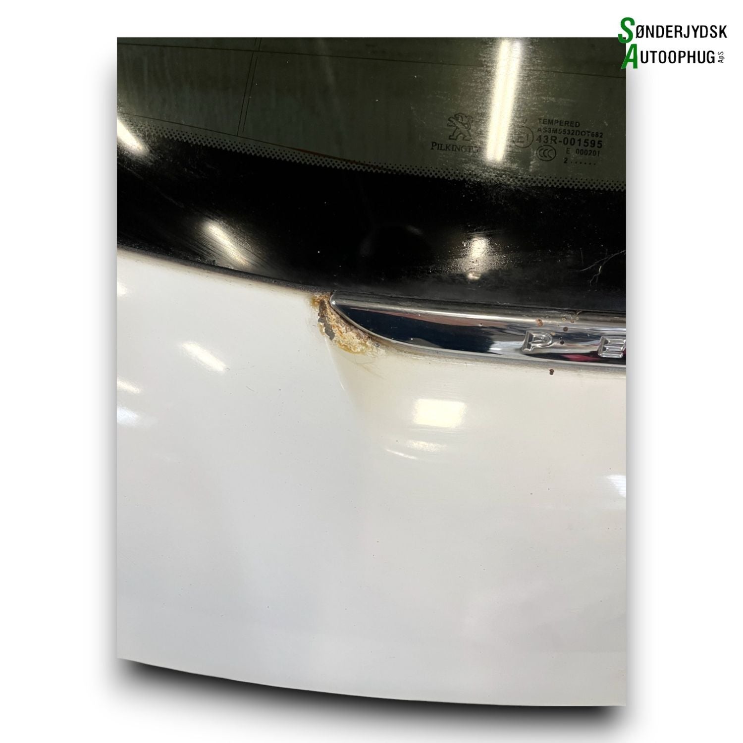 Peugeot 208 Bagklap Med OEM Nr. 9672664480 Fra Peugeot Ophugger