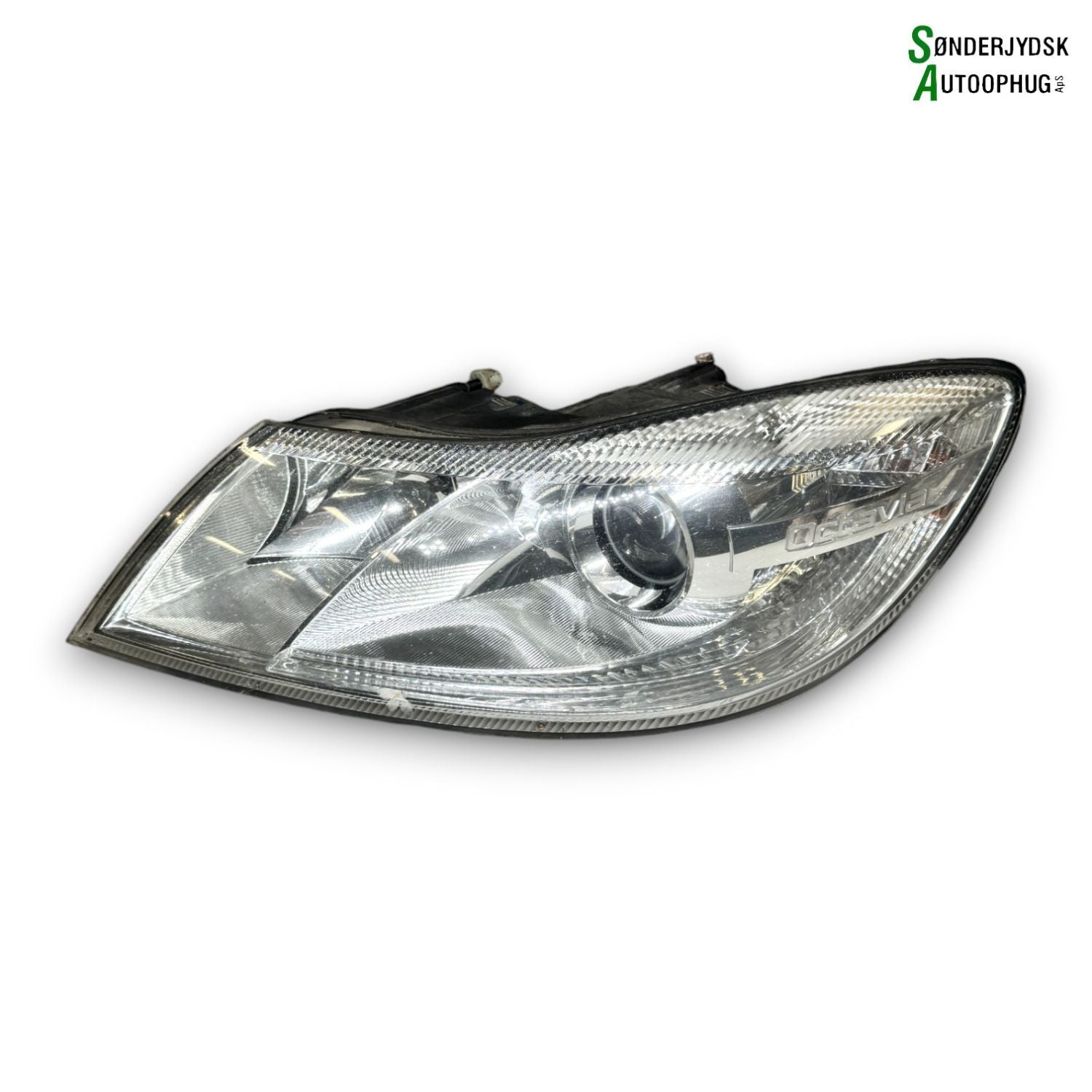 Skoda Octavia Forlygte Med OEM Nr. 1Z1941017S Fra Skoda Ophugger