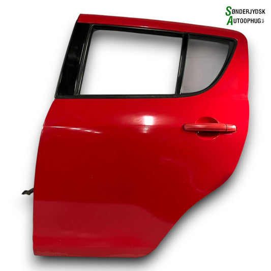 Suzuki Swift Bagdør V Med OEM Nr. 6800468L01 Fra Suzuki Ophugger