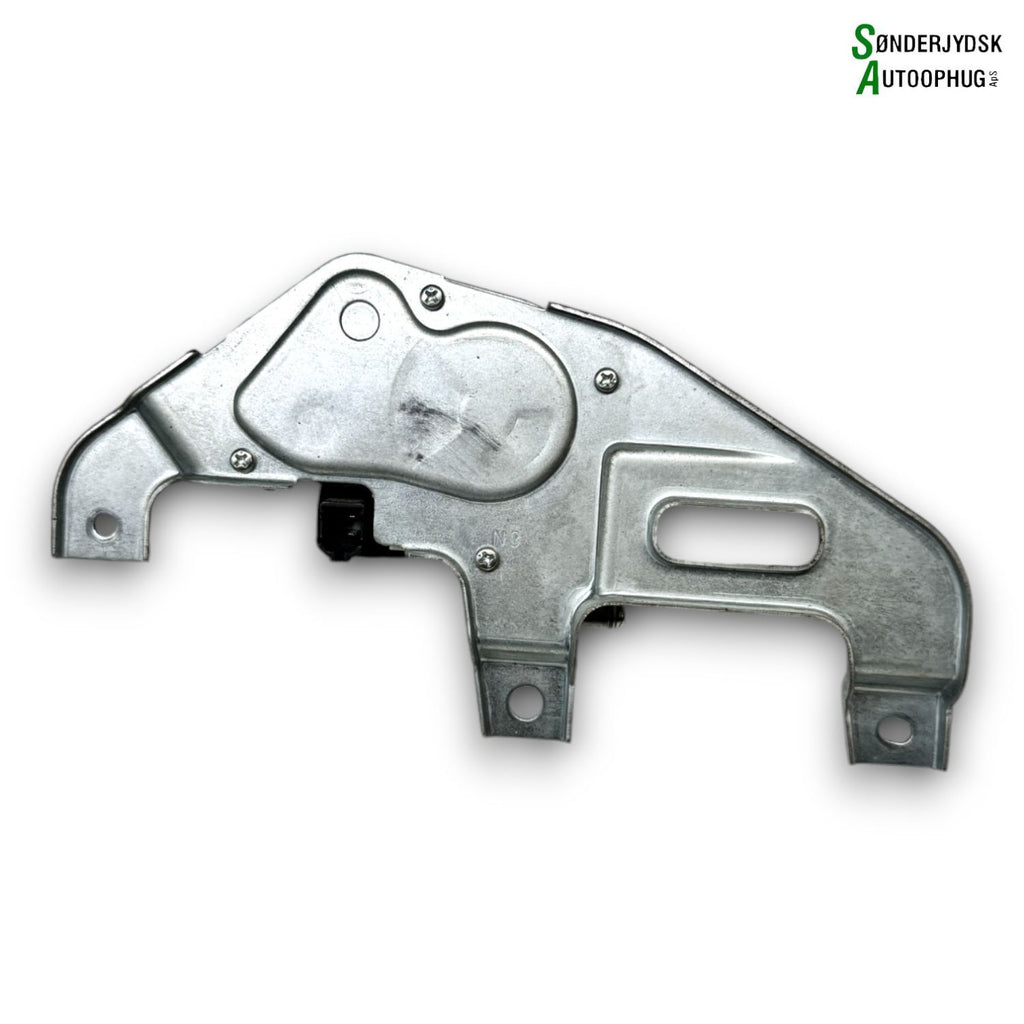 Suzuki Swift Bagrudevisker Motor Med OEM Nr. 3881068L01 Fra Suzuki Ophugger