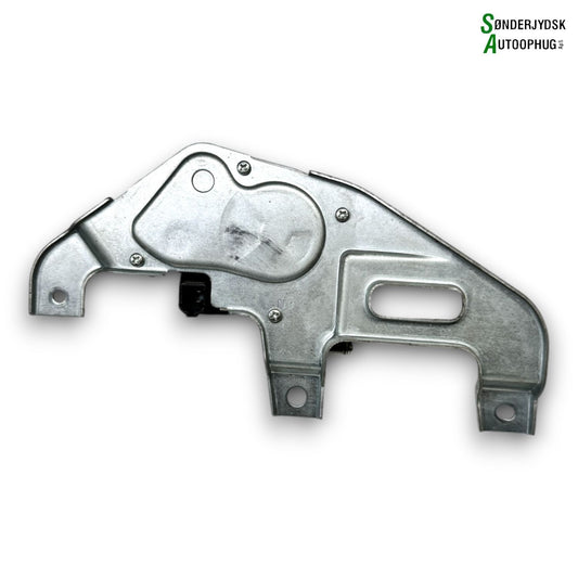 Suzuki Swift Bagrudevisker Motor Med OEM Nr. 3881068L01 Fra Suzuki Ophugger