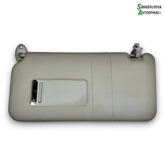 Suzuki Swift Solskærm Med OEM Nr. 8480279J126GS Fra Suzuki Ophugger