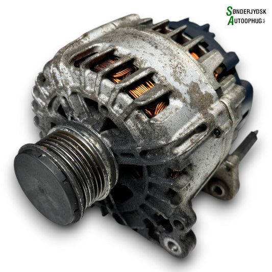 VW Golf 6 1K Generator Med OEM Nr. 03L903023F Fra VW Ophugger
