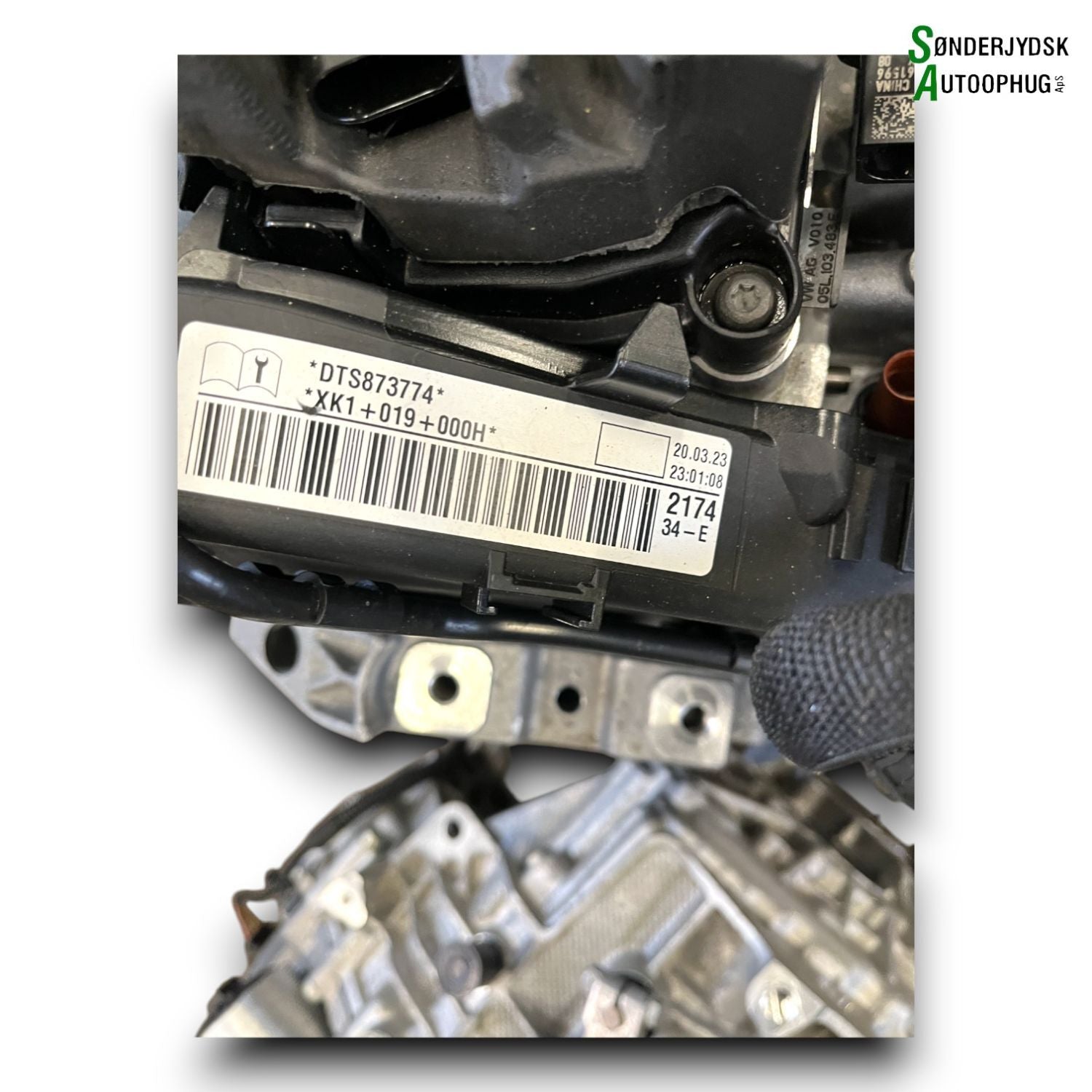 VW Touran 5T Motor Med OEM Nr. 05L100032 Fra VW Ophugger