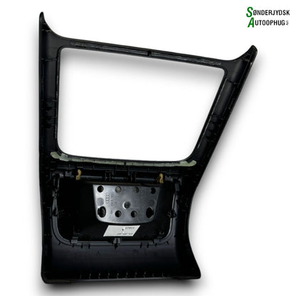 Audi A4 8K Aflægge Hylde Med OEM Nr. 8K0863300 Fra Audi Ophugger