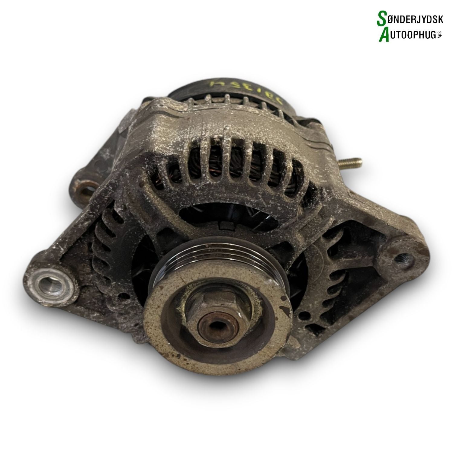 Suzuki Swift Generator Med OEM Nr. 3140085L02 Fra Suzuki Ophugger