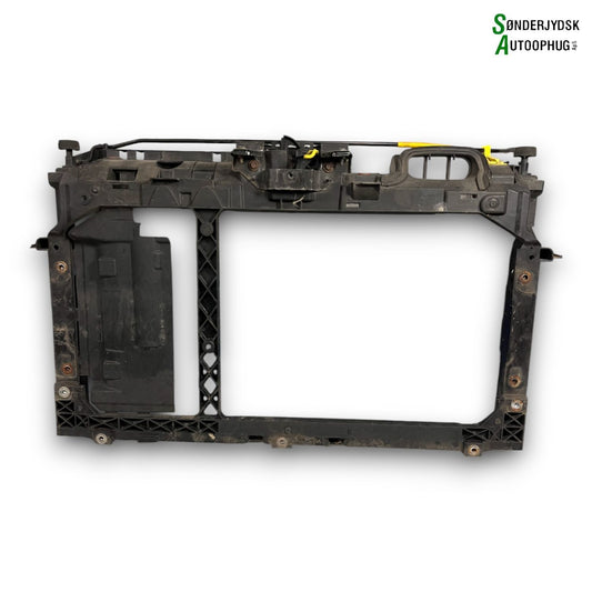 Ford Fiesta 7 Frontkasse Med OEM Nr. 1800028 Fra Ford Ophugger