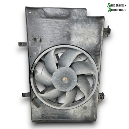 Ford Fiesta 7 Kølerblæser El Med OEM Nr. C1B18C607BB Fra Ford Ophugger