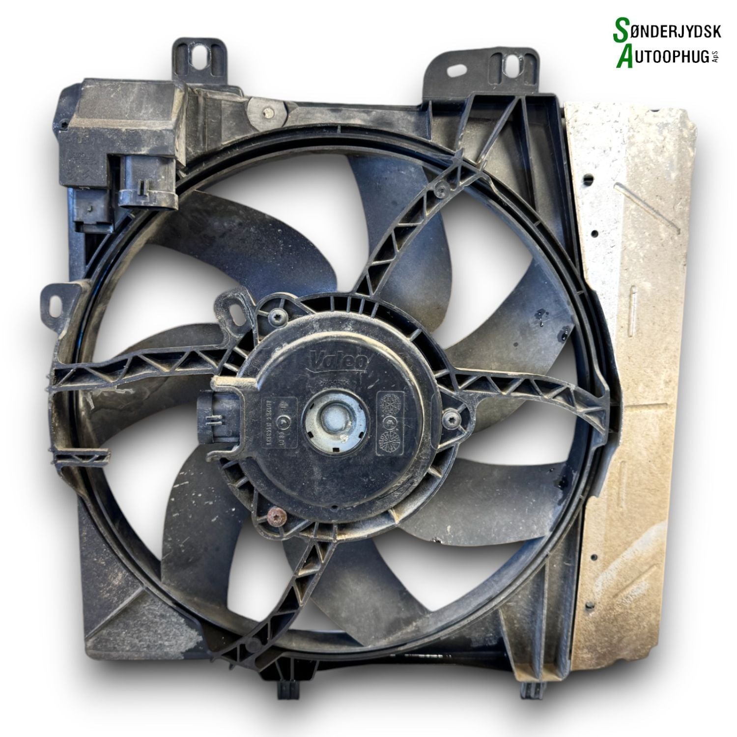 Peugeot 208 Kølerblæser El Med OEM Nr. 9812028580	 Fra Peugeot Ophugger