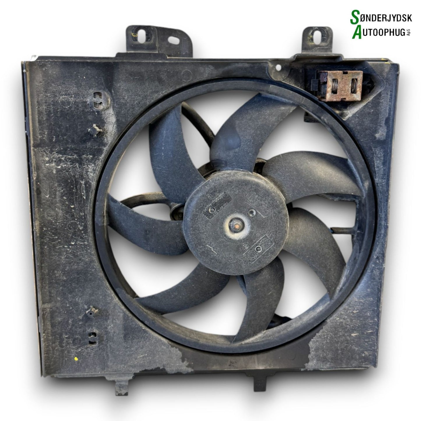 Peugeot 208 Kølerblæser El Med OEM Nr. 9812028580 Fra Peugeot Ophugger