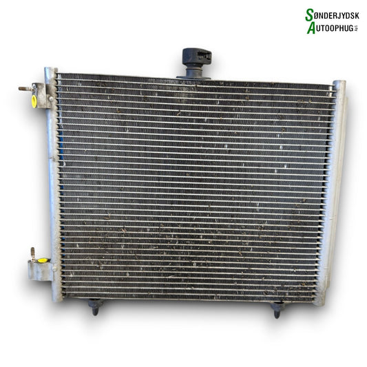 Peugeot 208 Køler Aircond Med OEM Nr. 6455JF Fra Peugeot Ophugger