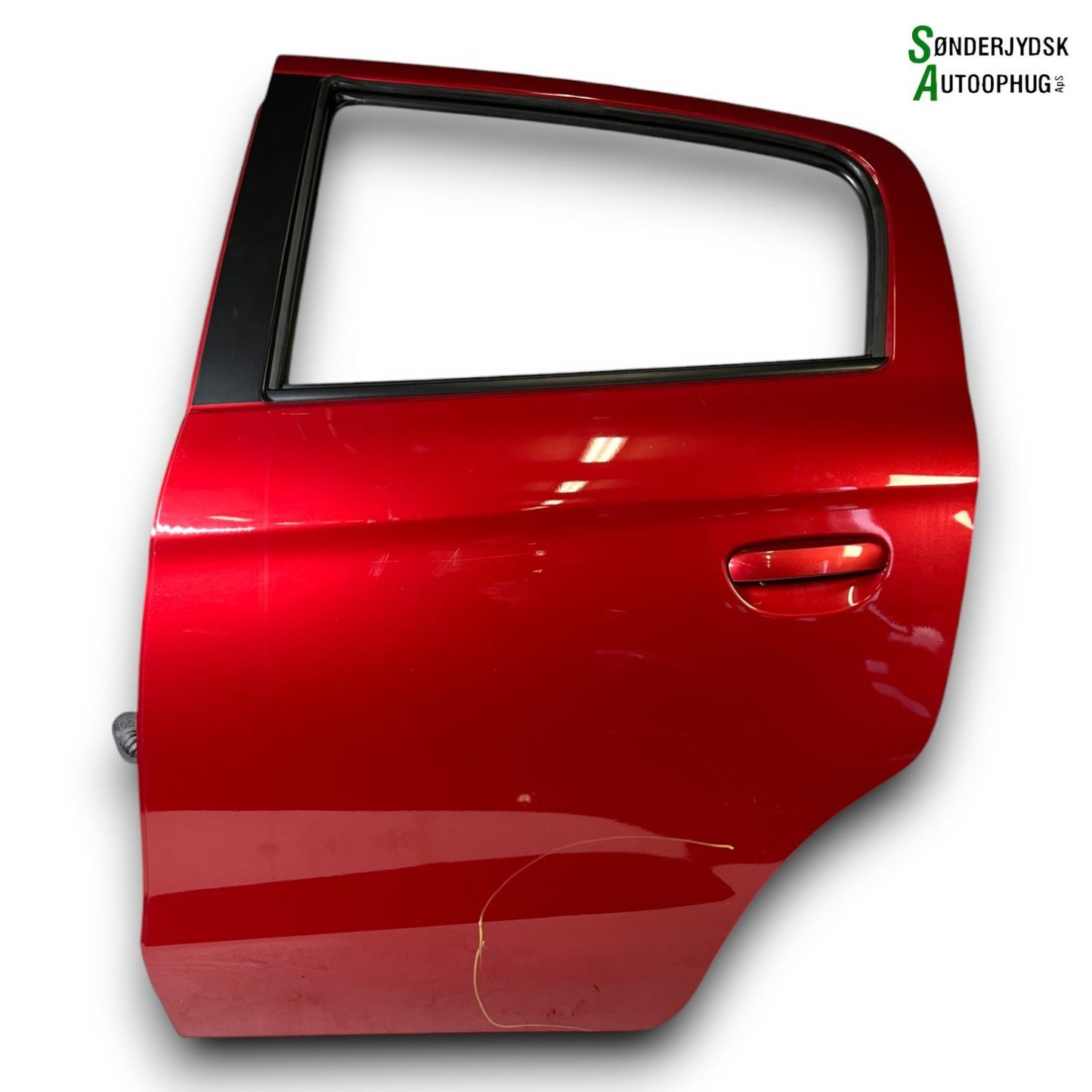 Mitsubishi Space Star Bagdør V Med OEM Nr. 5730B403 Fra Mitsubishi Ophugger