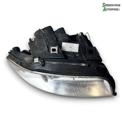 Audi A6 4B Forlygte Med OEM Nr. 4B0941004BJ Fra Audi Ophugger