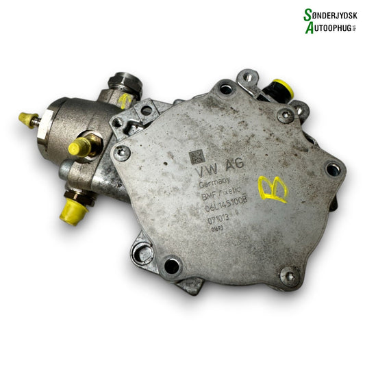 VW Golf 7 AU Vacuumpumpe Med OEM Nr. 06L145100F Fra VW Ophugger