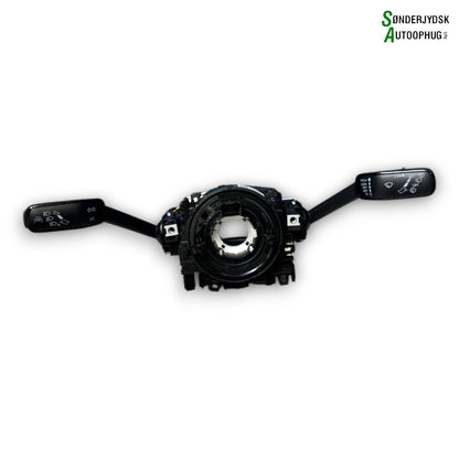VW Golf 7 AU Kontakt Combi Med OEM Nr. 5Q0963549A Fra VW Ophugger