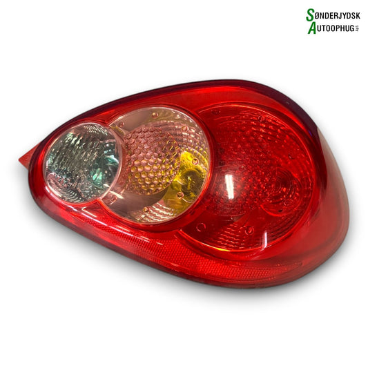Toyota Aygo Baglygte Med OEM Nr. 815510H020 Fra Toyota Ophugger