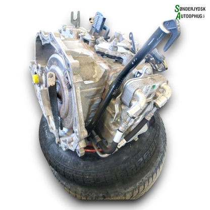 Opel Corsa D Gearkasse  Autom Med OEM Nr. 55556673 Fra Opel Ophugger