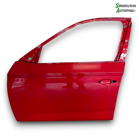 Skoda Kamiq Fordør V Med OEM Nr. 658831051B Fra Skoda Ophugger