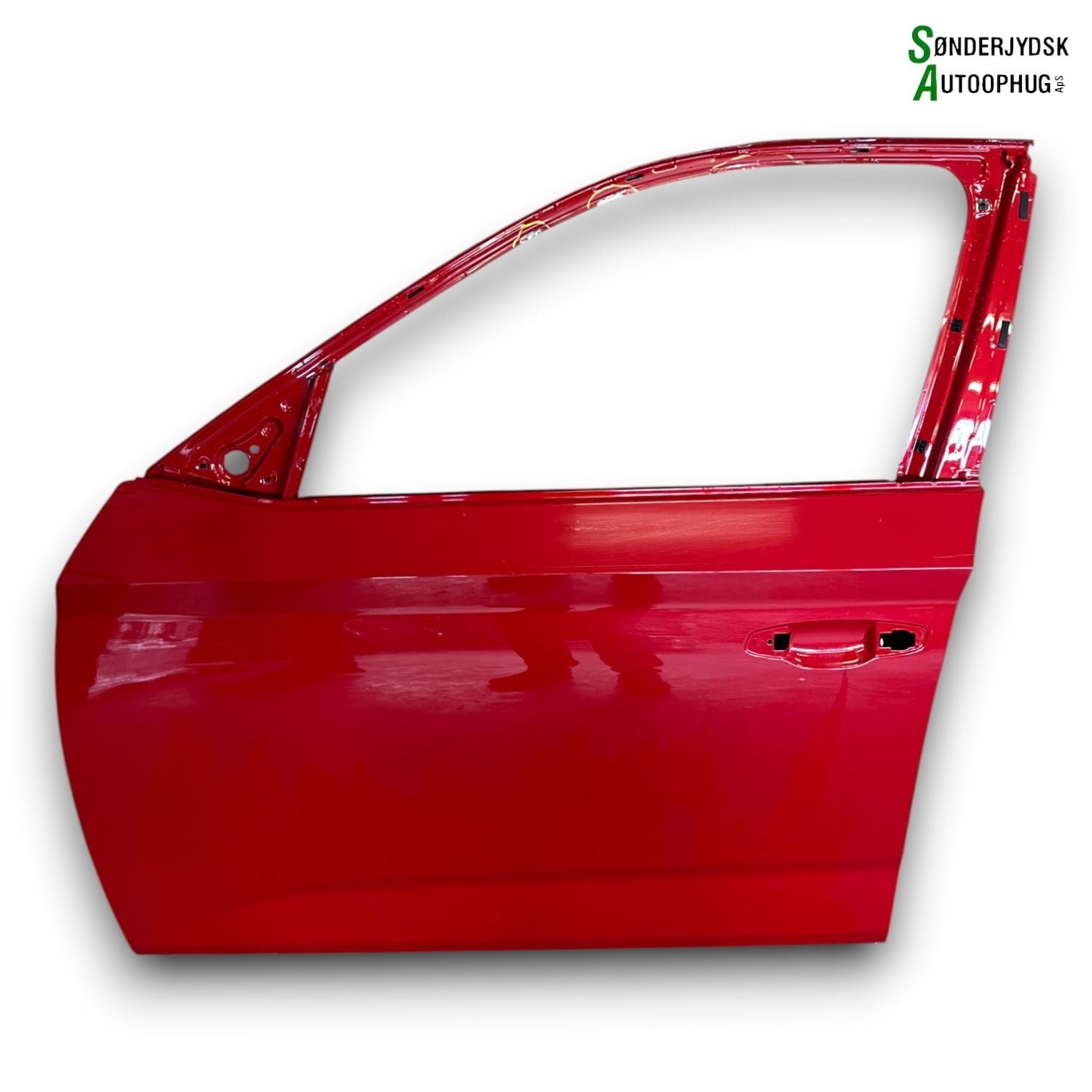 Skoda Kamiq Fordør V Med OEM Nr. 658831051A Fra Skoda Ophugger