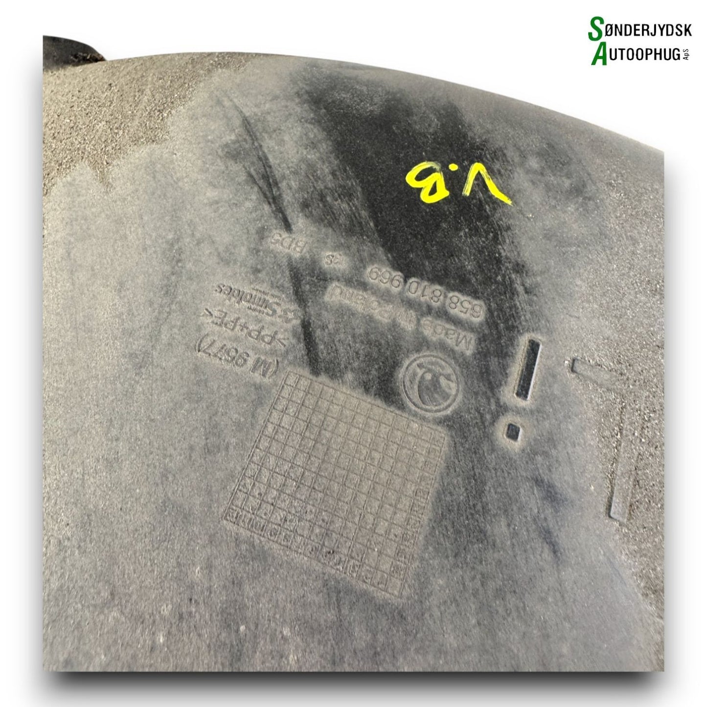 Skoda Kamiq Inderskærm Med OEM Nr. 658809958C Fra Skoda Ophugger