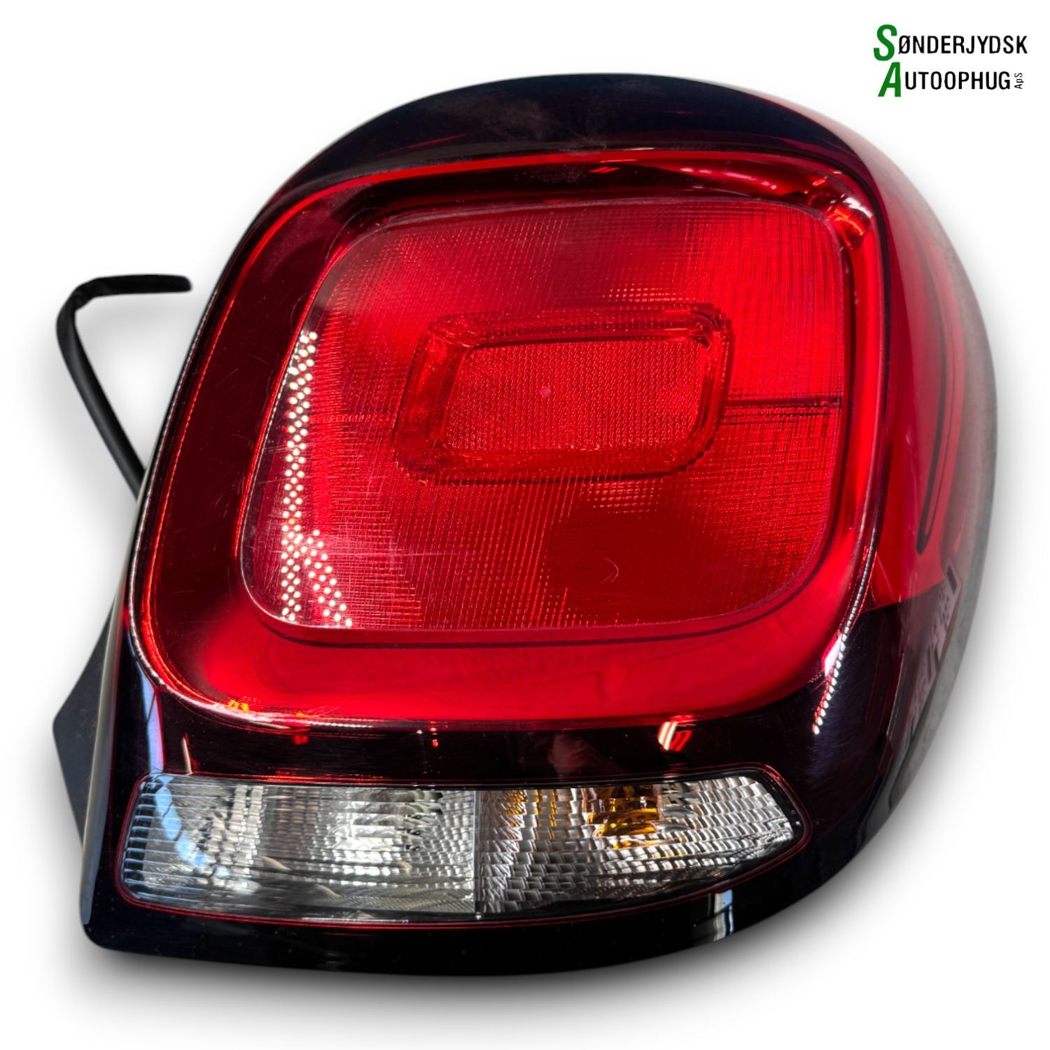 Citroen C1 Baglygte Med OEM Nr. B001031380 Fra Citroen Ophugger