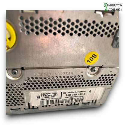 VW Passat 3C Navigationsanl Med OEM Nr. 1K0035198B Fra VW Ophugger