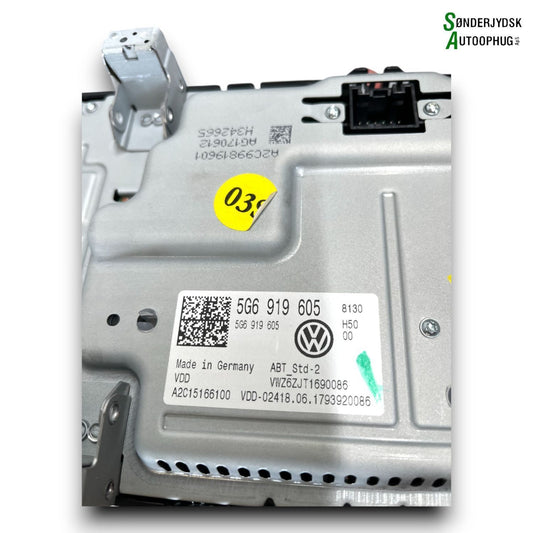 VW Touran 5T Multiskærm (Evt. Touch) Med OEM Nr. 5G6919605 Fra VW Ophugger