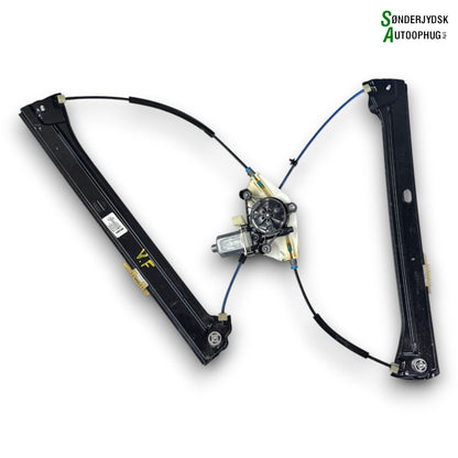 VW Touran 5T Rudemotor - Rudehejs Med OEM Nr. 5Q0959802C Fra VW Ophugger